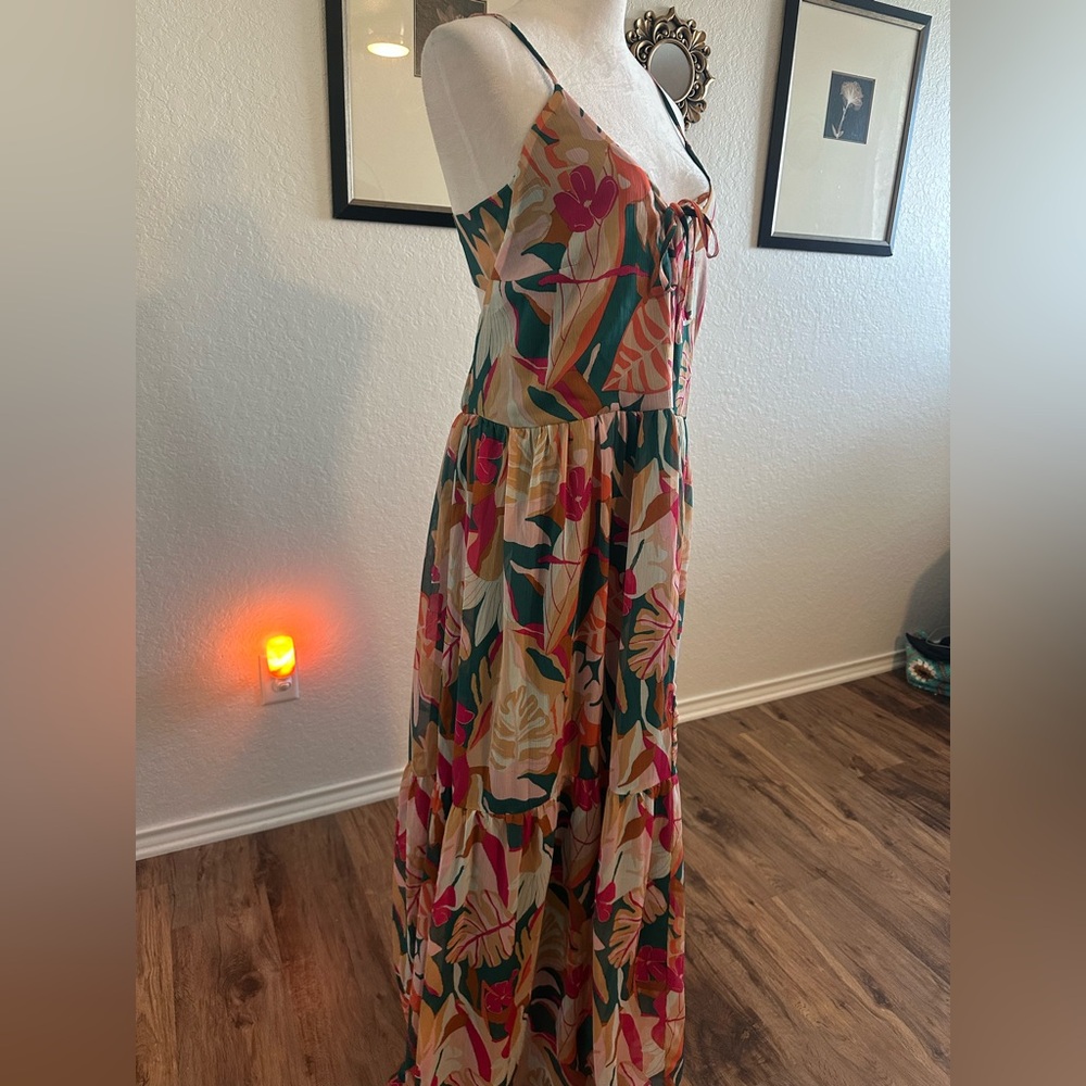 Floral Bohemian Maxi Dress 🌺 - Picture 2 of 6